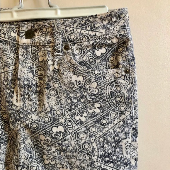 Ralph Lauren 3/4 Crop Jeans - Picture 2 of 5